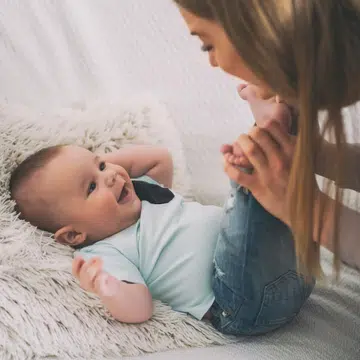 5-simple-ways-to-build-a-positive-breastfeeding-journey