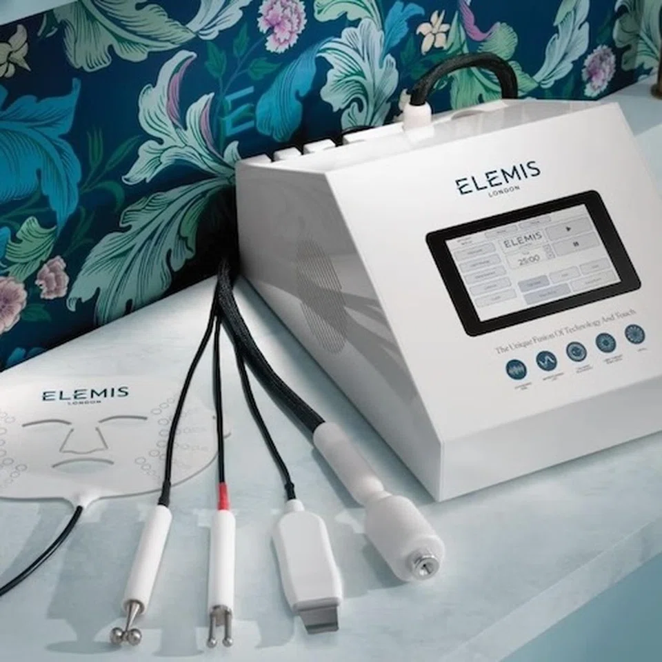 Elemis-Pro-Glow-Smooth-Spa-Awards-2024