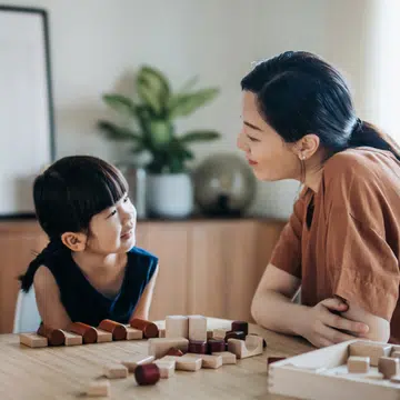 Never Share These Feelings With Your Child, Even If You're Close