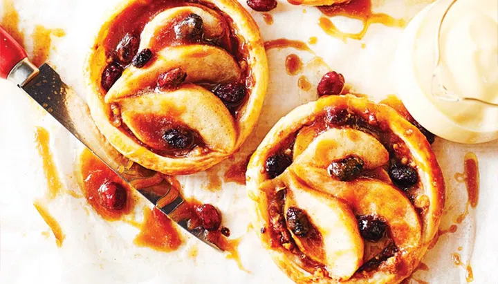 Your food - Sweet and simple - Caramelised apple tarts