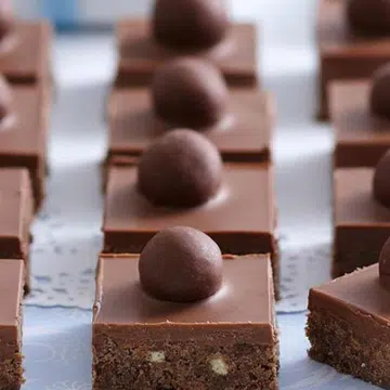 Malteser Slice