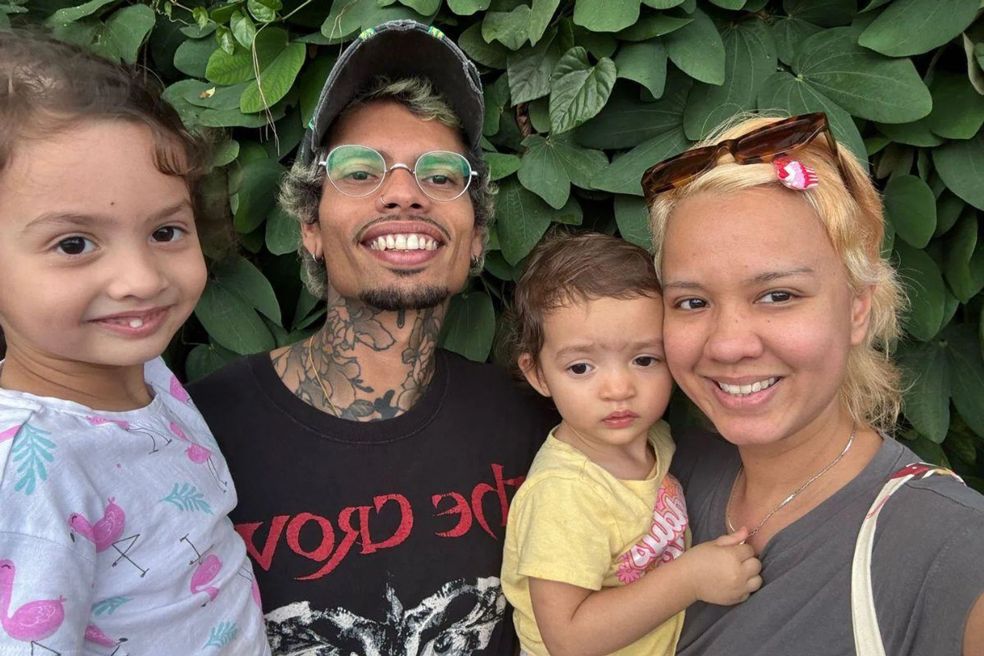 parents hide smoking from kids