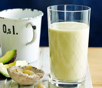 Almond & Avocado Protein Smoothie