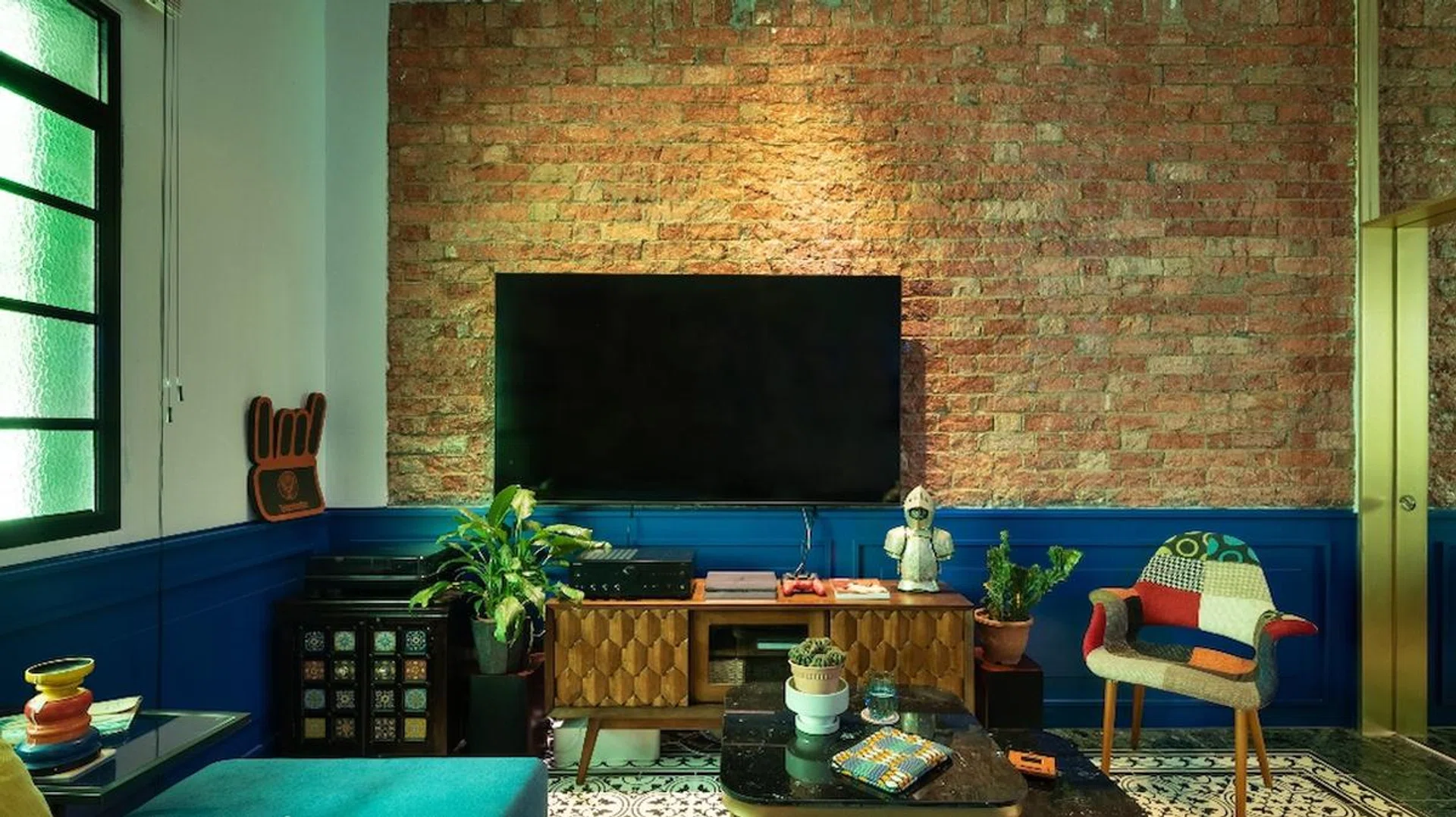 modern-art-deco-eastern-influences-tiong-bahru-home-eclectic-vibe