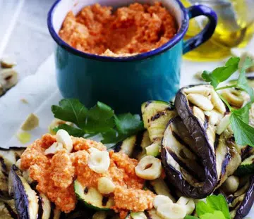 Romeso Sauce With Eggplant & Zucchini