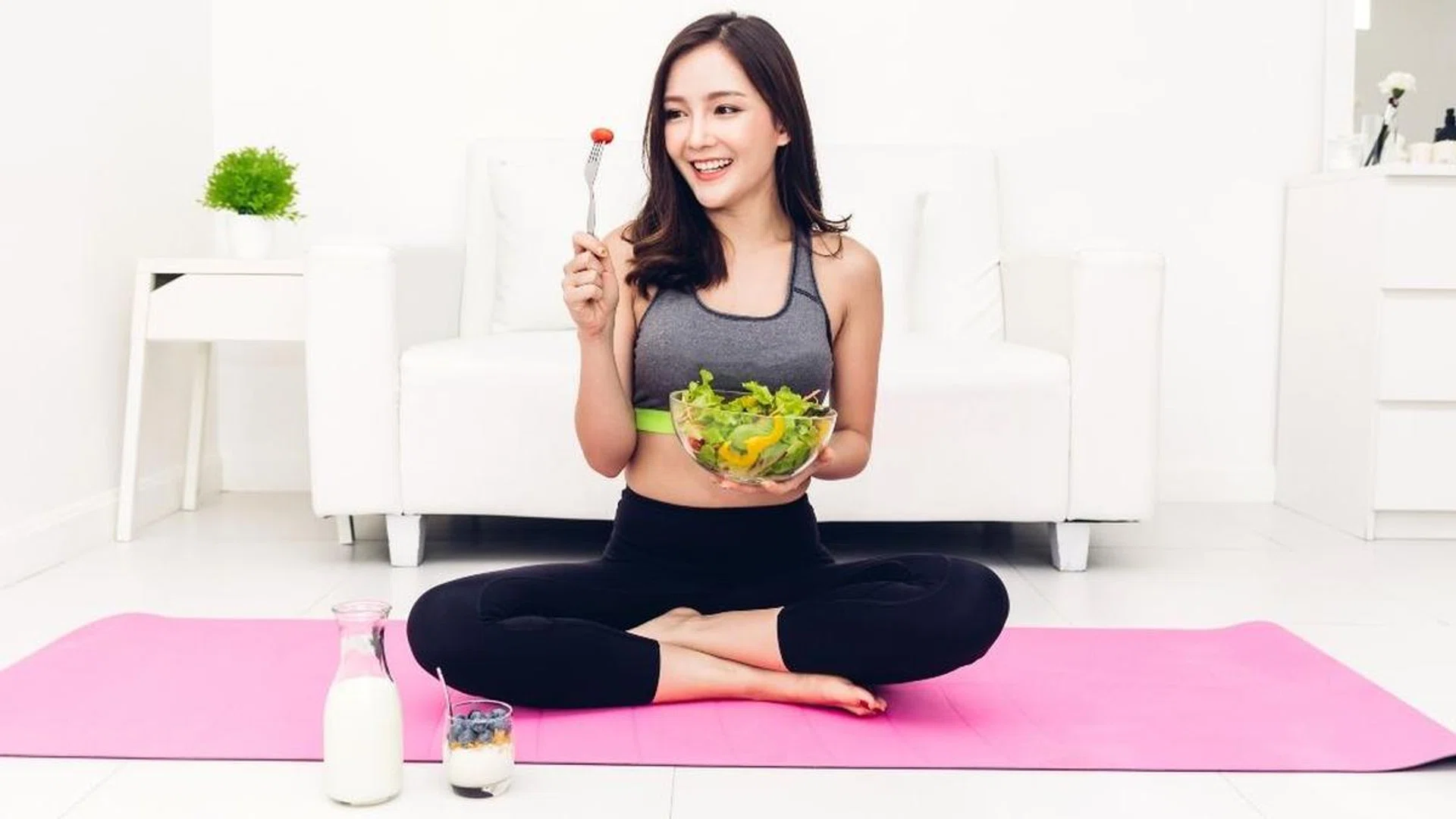 The Raisin Trick & More Surprising Weight Loss Hacks That Actually Work