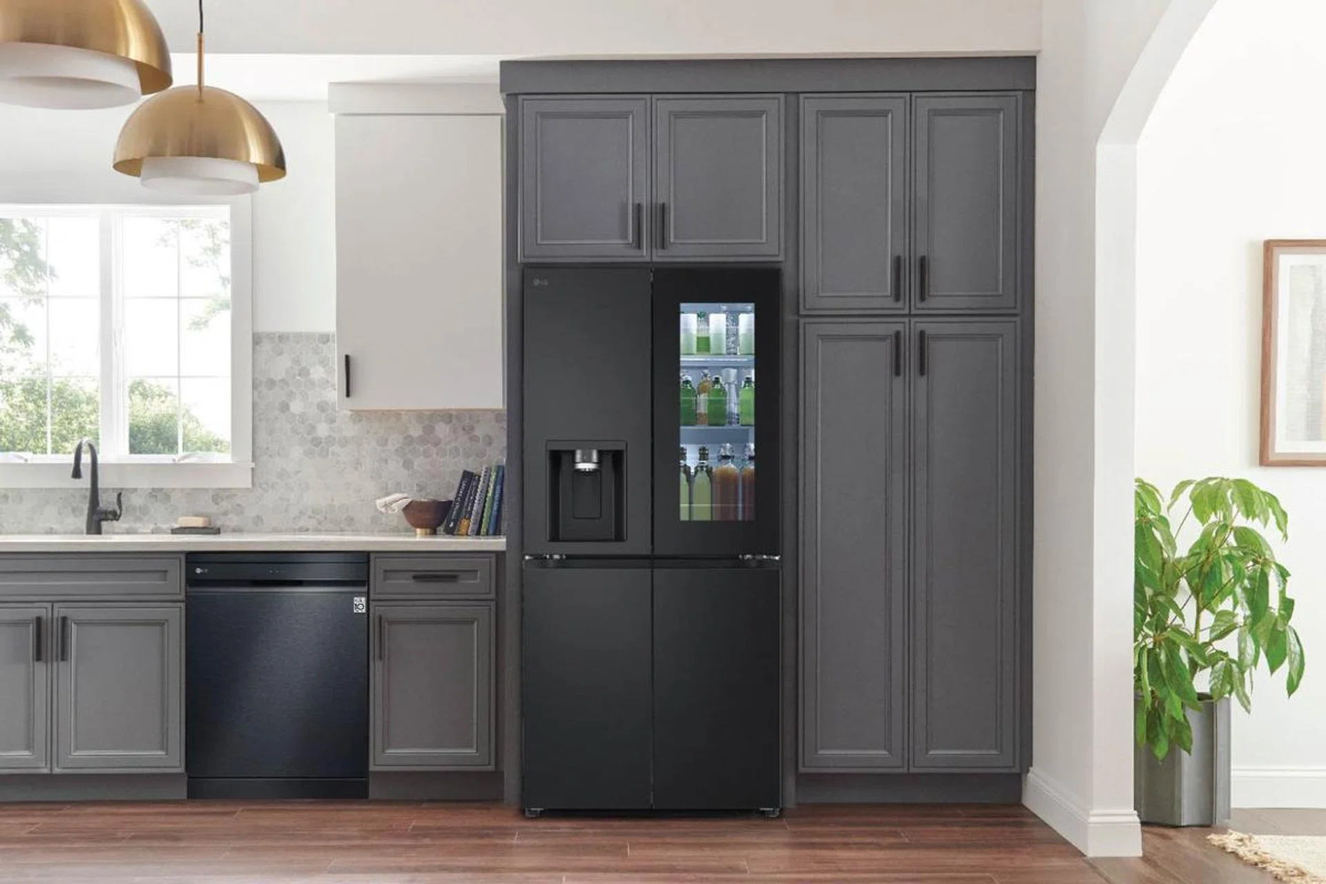 The sleek, modern design of the LG 508L InstaView seamlessly integrates into any kitchen space while making a stylish statement.