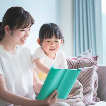Life lessons to teach your daughter before she becomes a teen