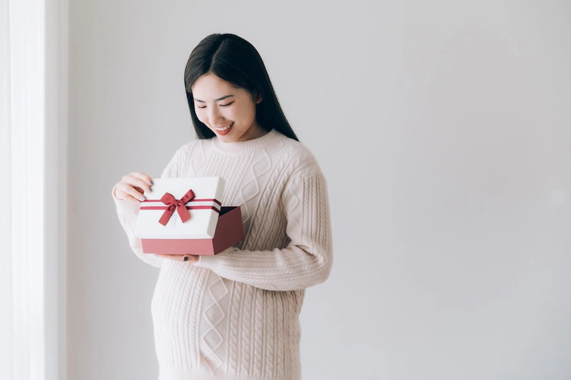 13-stylish-practical-gifts-for-first-time-mums-baby-registry