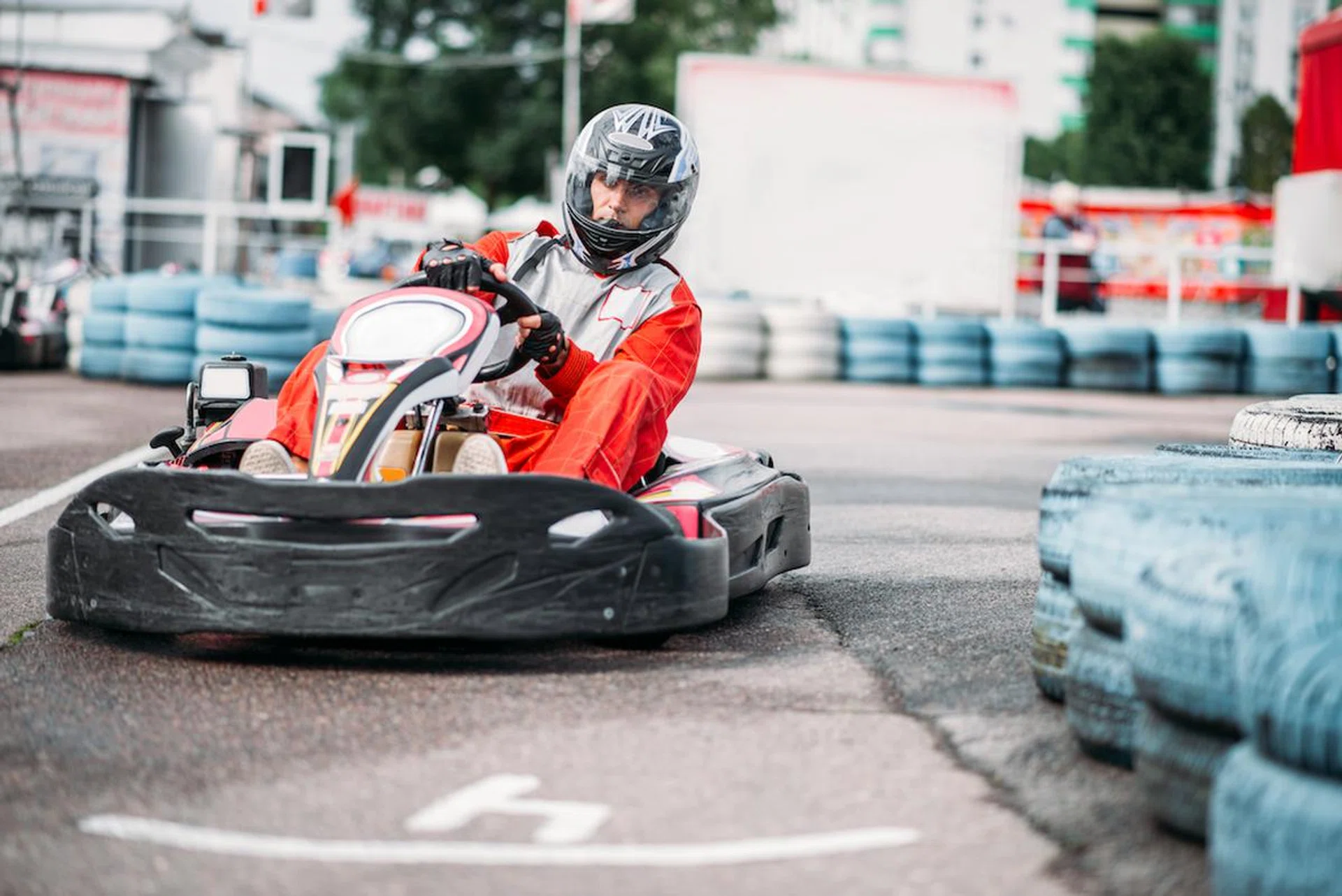 indoor-karting-circuit-rws-5-go-kart-attractions