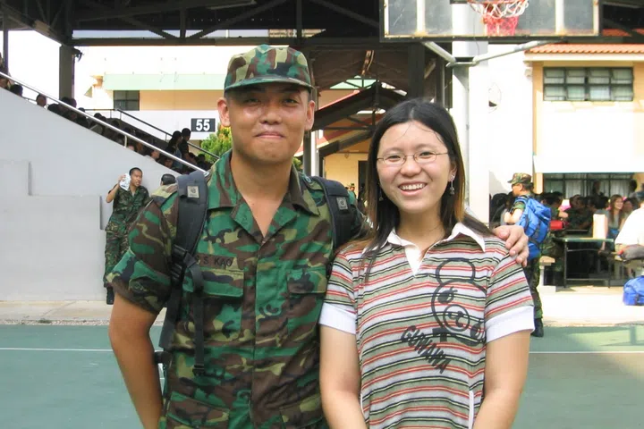 runner kao and wife lynn during his NS period