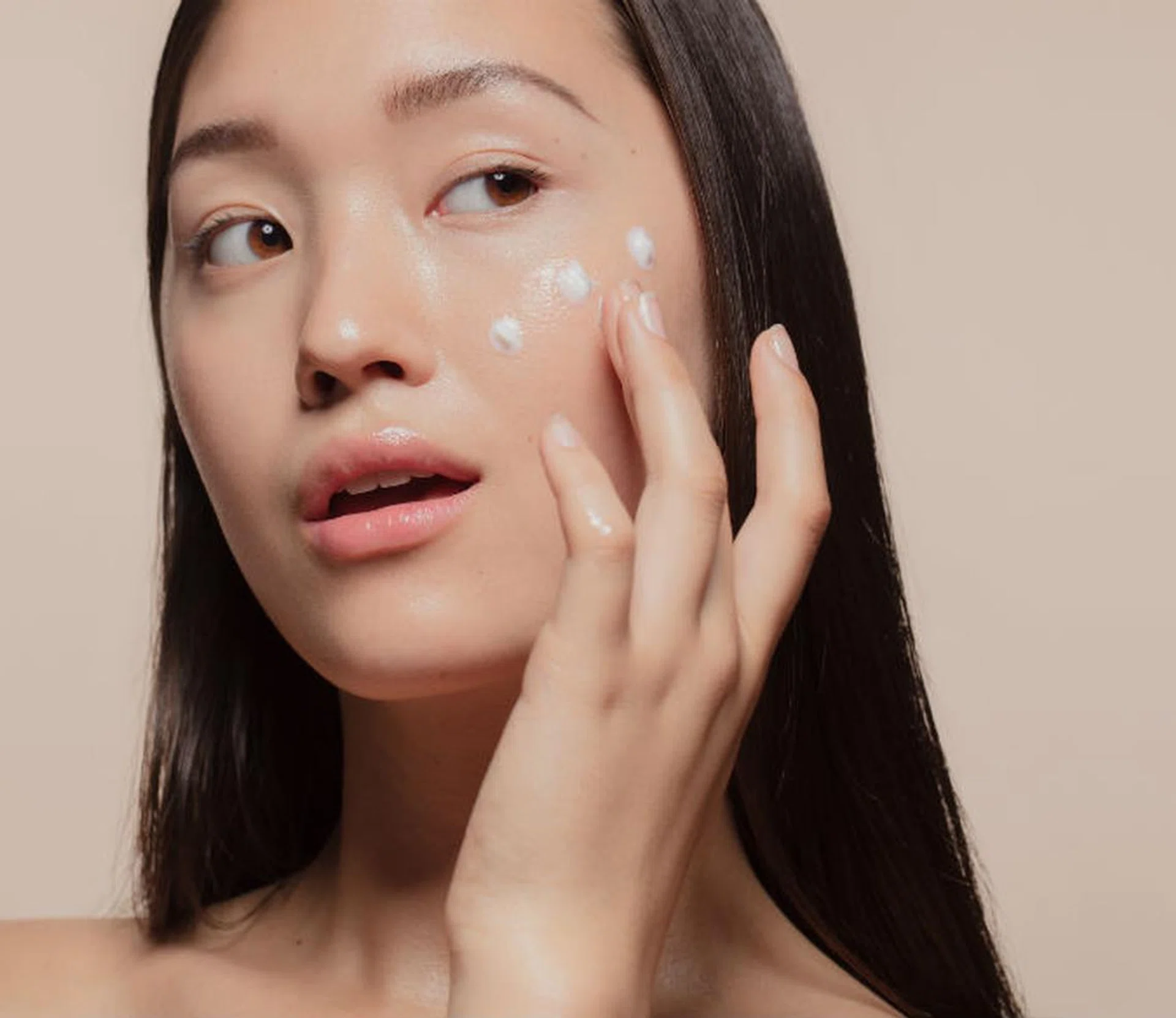 Everything You Need To Know About Hyaluronic Acid Skincare - Featured