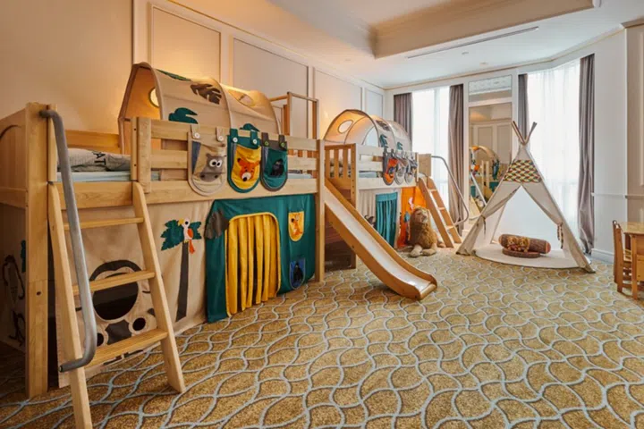 Frasers house family staycation
