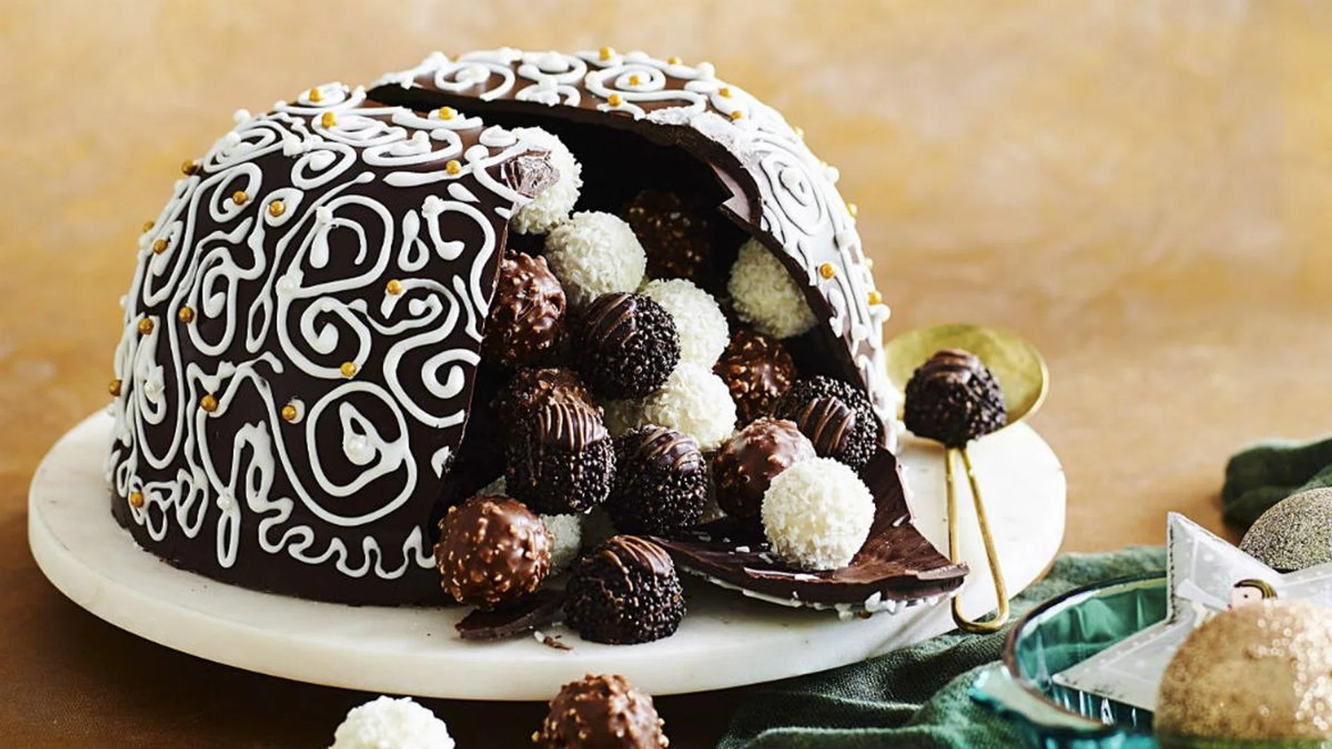 Christmas Smash Cake