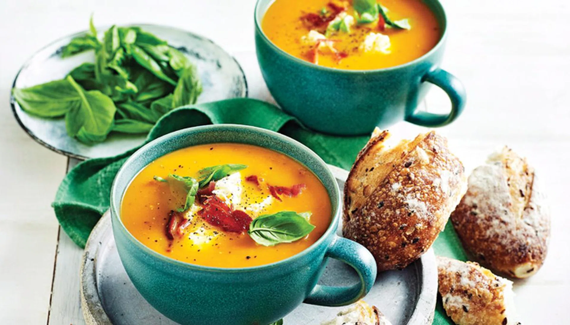 Hearty, healthy Soups - Italian Roasted Tomato Soup