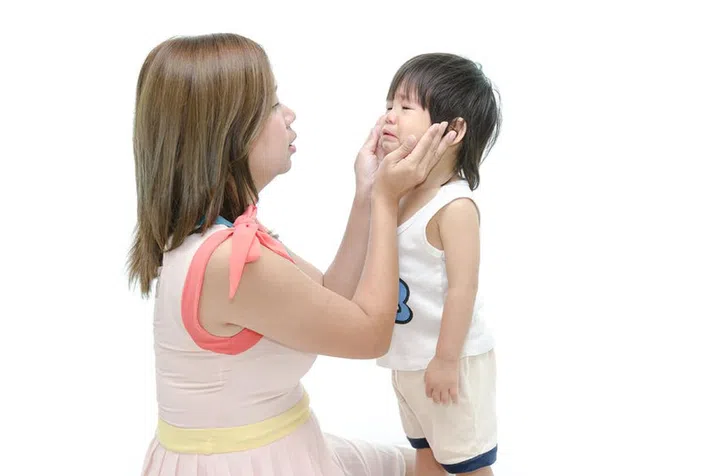 30399504 - mother and asian baby crying