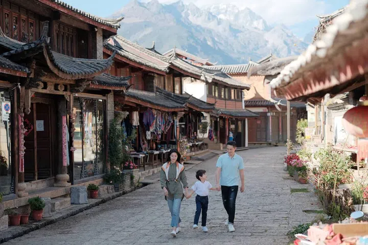 Chan Brothers Travel: Lijiang, year-end holiday destinations, The Moments We Travel For