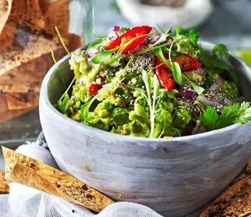 Chia & Tomato Guacamole With Sumac Crisps