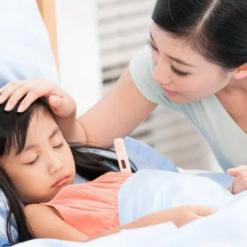 Are Antibiotics Really The Best Way To Treat Illnesses In Children_Featured