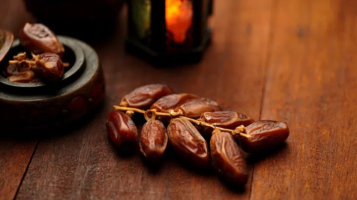 Dried date palm