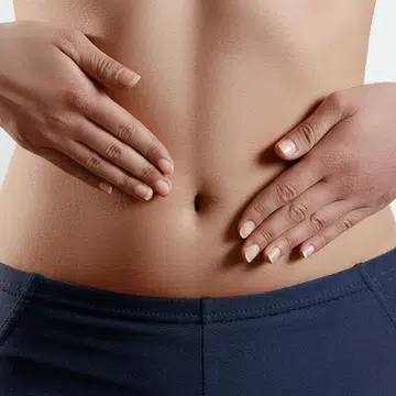 8 fast ways to reduce bloating after a big meal