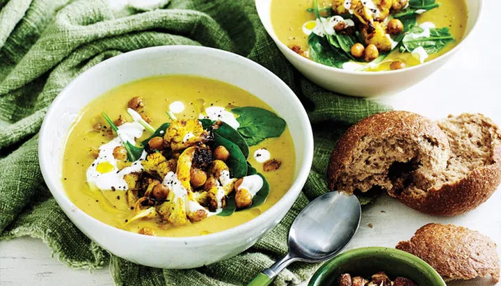 Hearty, healthy Soups - Curried Cauliflower & Chickpea Soup