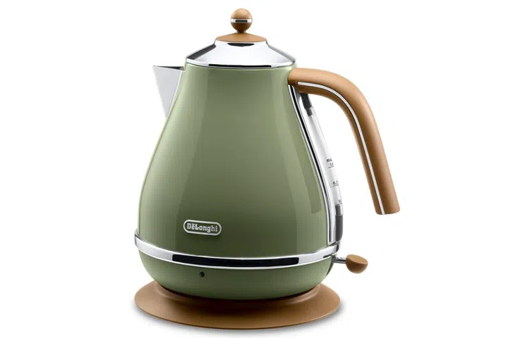 Best electric kettle DeLonghi Icona Vintage kettle