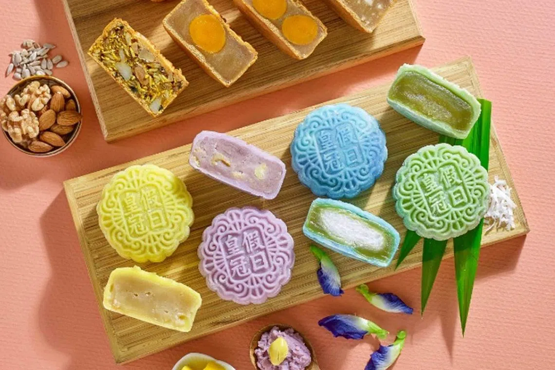 Mid-Autumn Festival 2020: New & Classic Mooncake Flavours To Try ...