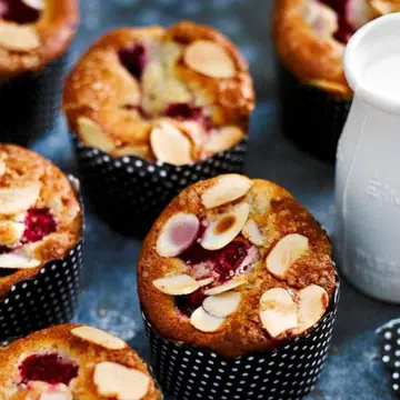 Almond Berry Sugar Cakes