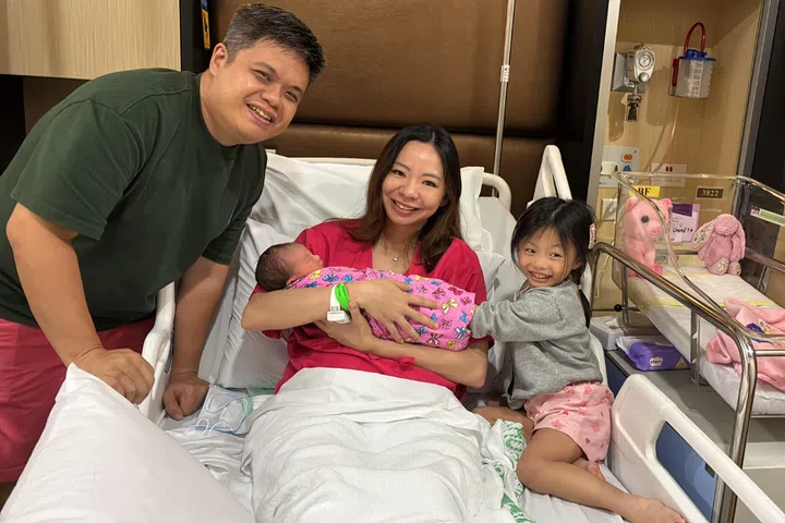 national day baby 2026 singapore parkway east hospital Gladys and Dehui