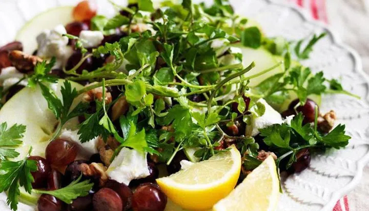 Grape & Apple Salad With Goat's Cheese