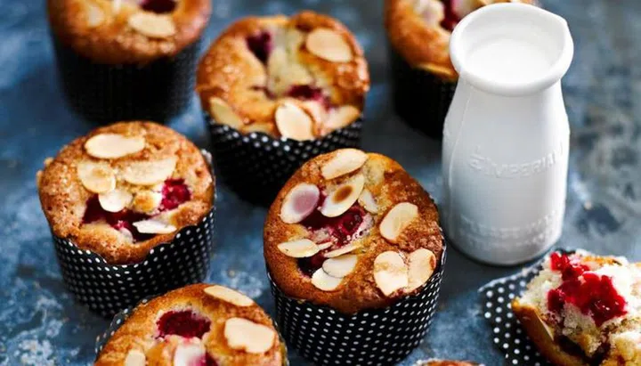 Almond Berry Sugar Cakes