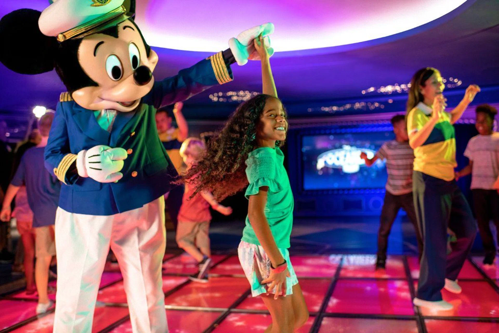 Disney cruise oceaneer kids club