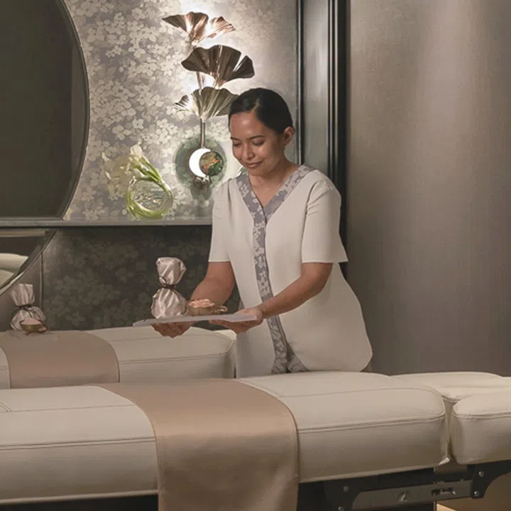 24-Karat Gold Age-Defying Facial, Four Seasons Spa