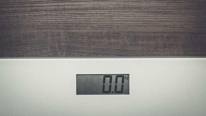 A study showed women who regularly stepped on the scales decreased their body fat