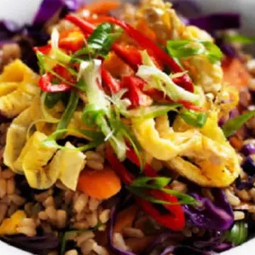 Brown Fried Rice With Carrot, Cabbage & Red Onion