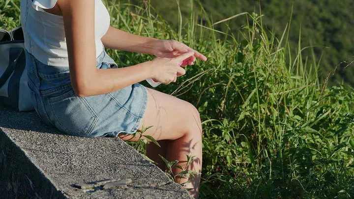 use witch hazel on your body safely, such as for irritated skin after you shave, to clean and moisture your intimate area, and to soothe haemorrhoids if you have them. (Photo by Envato)