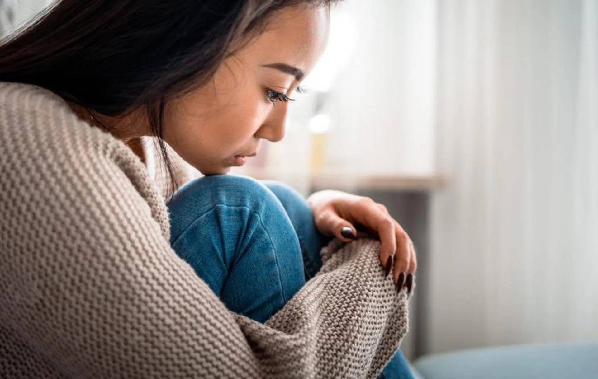 How is a stillbirth different from a miscarriage?