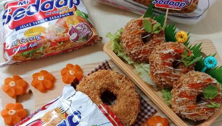 Mi-Sedaap-goreng-asli_oodles-of-fun_donut