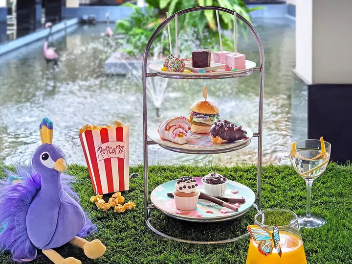 High tea, pastries, food, family bonding