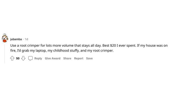 User @jubamba recommends a hair root crimper to achieve voluminous hair