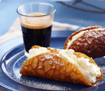 Lemon Ricotta Cannoli