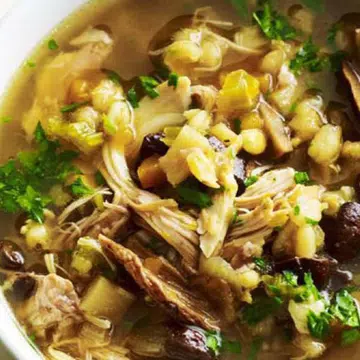 recipe for Slow cooker chicken, porcini & barley soup