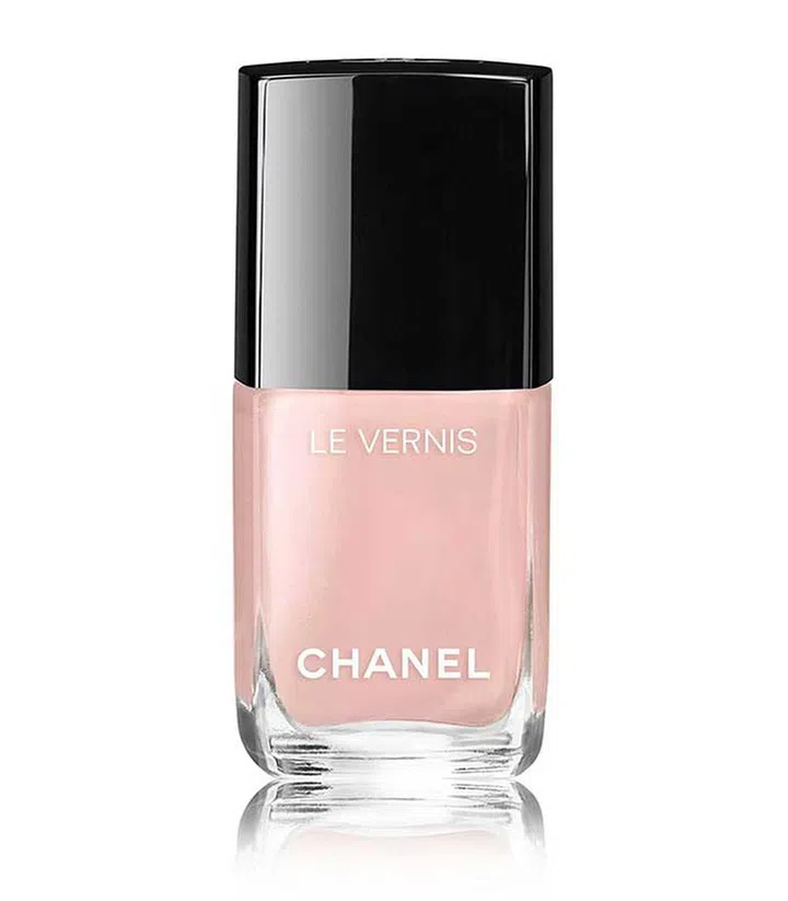 Chanel Le Vernis Longera Nail Colour in Ballerina