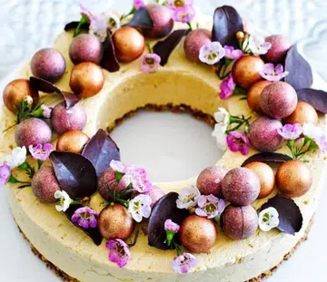 Christmas Coffee Wreath Cake