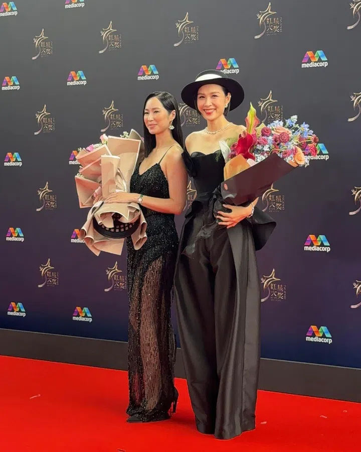 star awards 2026 fashion - paige chua and ya hui
