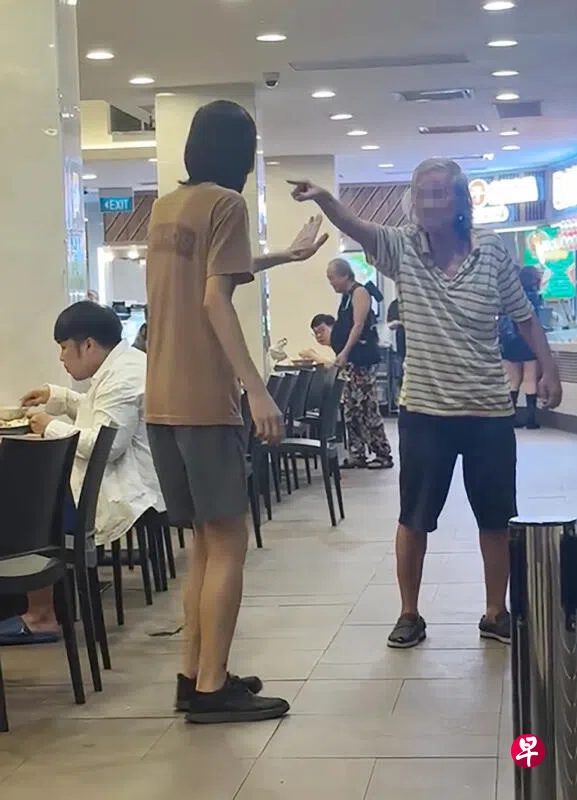 食阁互骂 男涉掐颈推倒阿叔