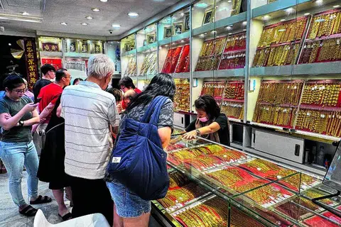 三儿子无意接手 40年邻里金铺将歇业