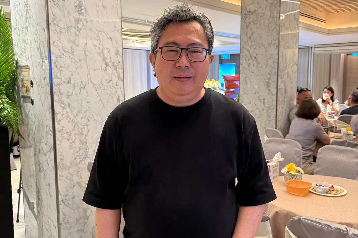 蔡萱的儿子蔡华。（胡淑微摄）