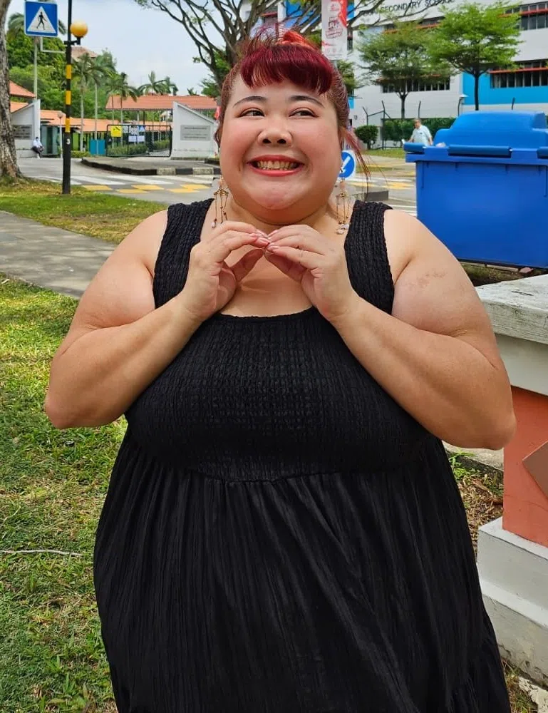 林茜茜在投票之前，搜寻了三位候选人的背景以及选举的相关新闻。（取自林茜茜IG）